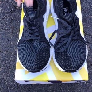 adidas ultra boosts